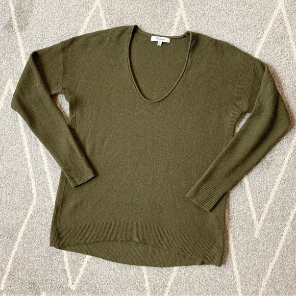Madewell Olive Army Green V-neck Wool Blend Sweater - Picture 1 of 3